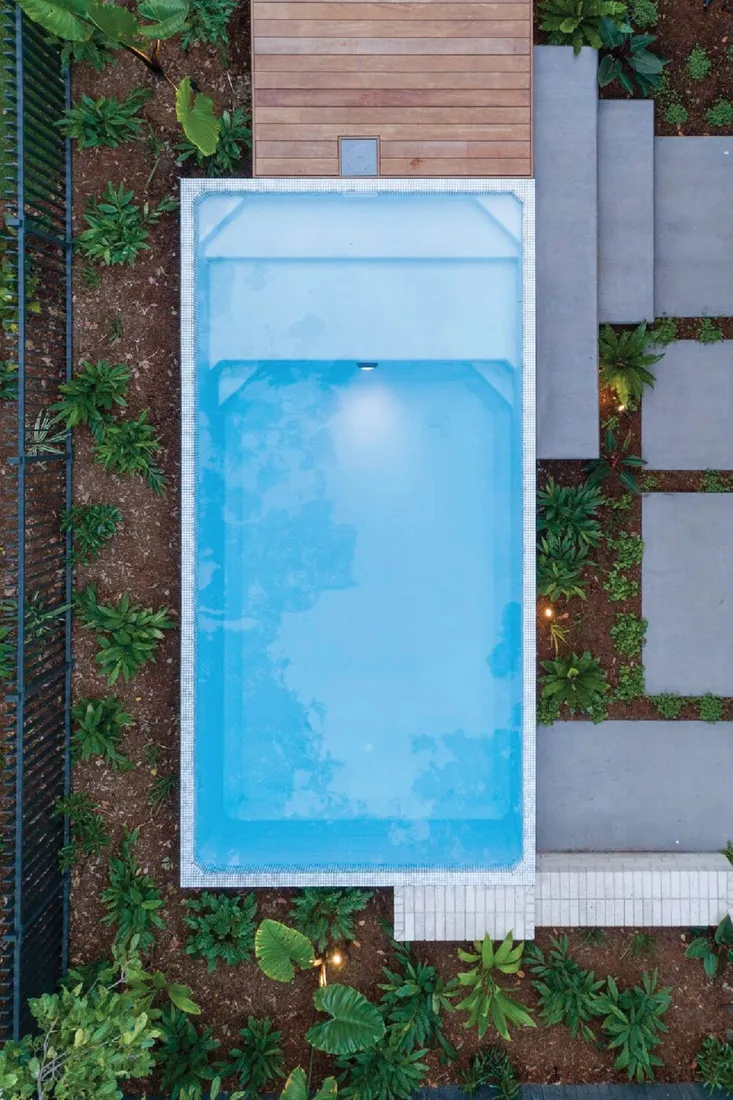 Plungie Max plunge pool, Kona Coast finish