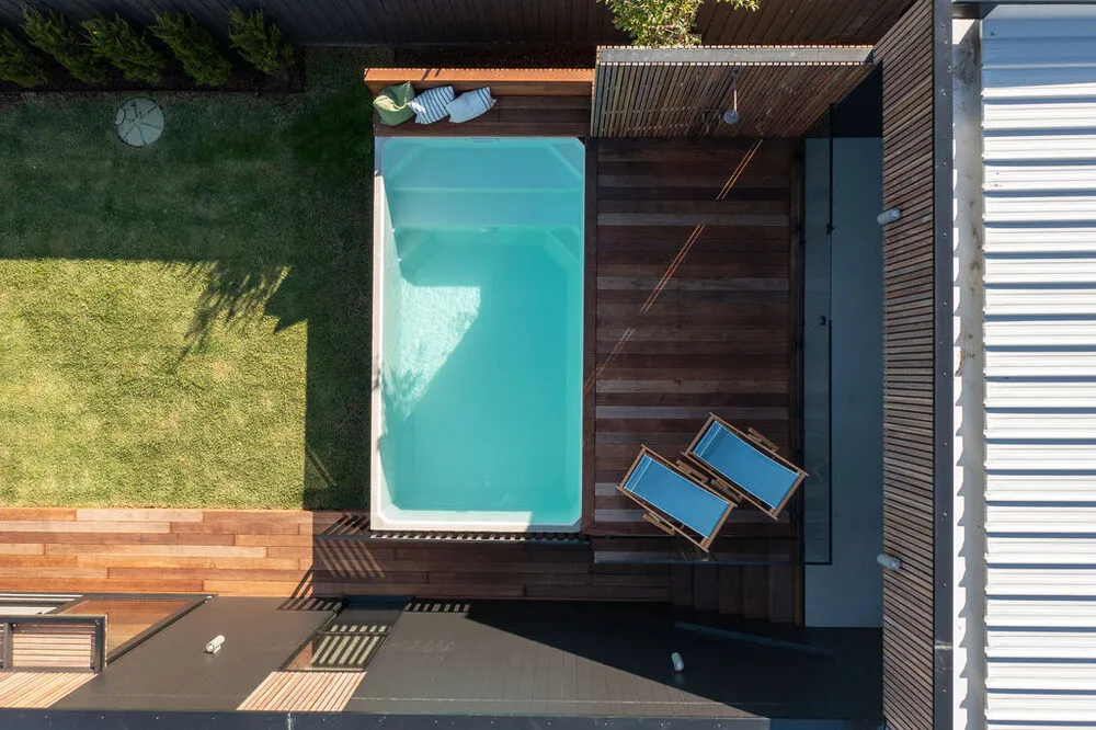 Plungie Original plunge pool, Kona Coast finish
