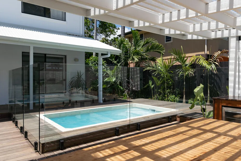 Plungie Studio plunge pool, Kona Coast finish